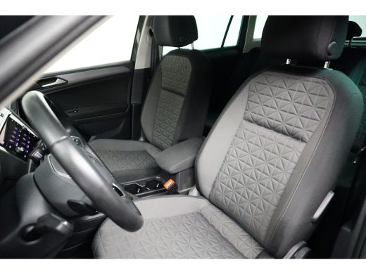 Volkswagen Tiguan 1.5 TSI 150 PK DSG Life Business | Achteruitrijcamera | ACC | Dode-hoek detectie | Climate contro... ActivLease financial lease