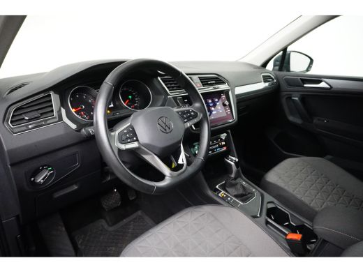 Volkswagen Tiguan 1.5 TSI 150 PK DSG Life Business | Achteruitrijcamera | ACC | Dode-hoek detectie | Climate contro... ActivLease financial lease