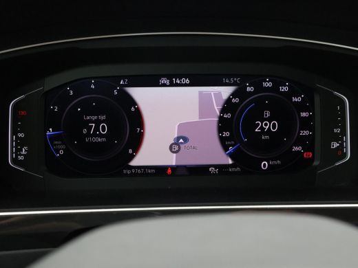 Volkswagen Tiguan 1.5 TSI + WEGKL. TREKHAAK | VIRTUAL COCKPIT | STUUR/STOELVERW. | CAMERA | ADAPTIVE CRUISE | MASSAGE ActivLease financial lease