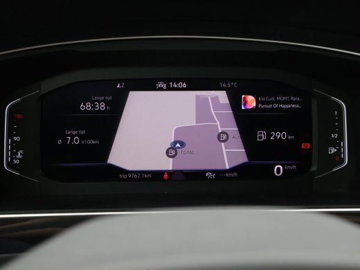 Volkswagen Tiguan 1.5 TSI + WEGKL. TREKHAAK | VIRTUAL COCKPIT | STUUR/STOELVERW. | CAMERA | ADAPTIVE CRUISE | MASSAGE ActivLease financial lease