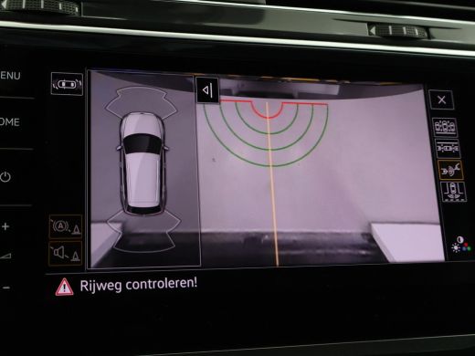 Volkswagen Tiguan 1.5 TSI + WEGKL. TREKHAAK | VIRTUAL COCKPIT | STUUR/STOELVERW. | CAMERA | ADAPTIVE CRUISE | MASSAGE ActivLease financial lease
