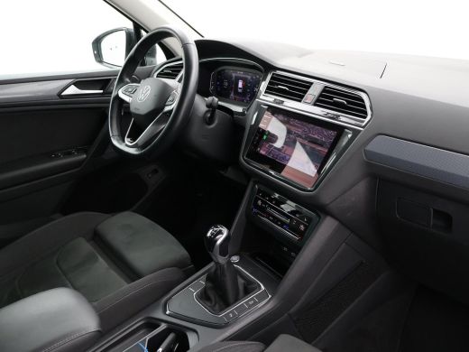 Volkswagen Tiguan 1.5 TSI + WEGKL. TREKHAAK | VIRTUAL COCKPIT | STUUR/STOELVERW. | CAMERA | ADAPTIVE CRUISE | MASSAGE ActivLease financial lease