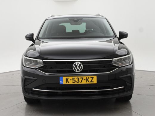 Volkswagen Tiguan 1.5 TSI + WEGKL. TREKHAAK | VIRTUAL COCKPIT | STUUR/STOELVERW. | CAMERA | ADAPTIVE CRUISE | MASSAGE ActivLease financial lease