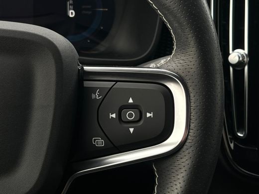 Volvo  XC40 Recharge P8 AWD R-Design NL-AUTO | GOOGLE AUTOMOTIVE | WARMTEPOMP ActivLease financial lease