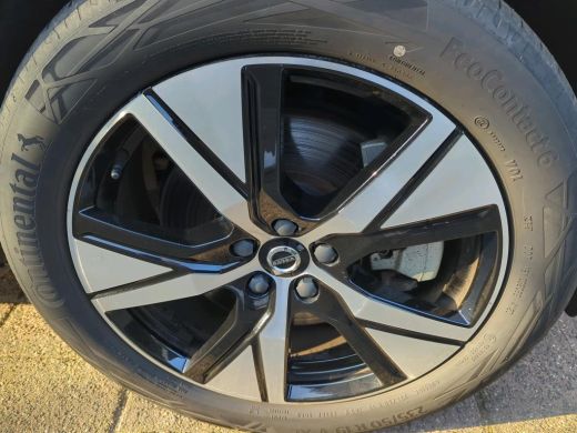 Volvo  XC40 Recharge P8 AWD R-Design NL-AUTO | GOOGLE AUTOMOTIVE | WARMTEPOMP ActivLease financial lease