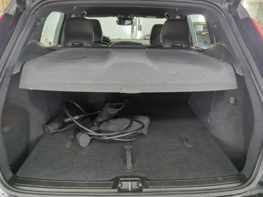 Volvo  XC40 Recharge P8 AWD R-Design NL-AUTO | LEDER | CAMERA ActivLease financial lease