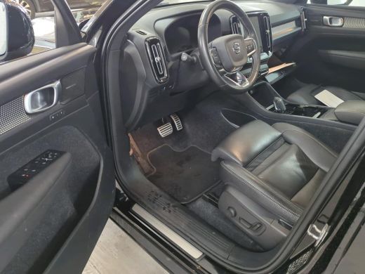 Volvo  XC40 Recharge P8 AWD R-Design NL-AUTO | LEDER | CAMERA ActivLease financial lease