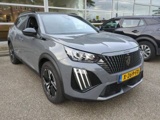 Peugeot e-2008 EV Allure 54 kWh | Navigatie | Camera voor + achter | Stoelverwarming | Fase 3 | BTW | Nieuw model |