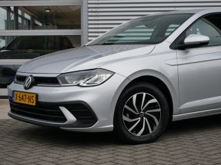 Volkswagen Polo 1.0 TSI Life 95PK DSG | Airco | Lichtmetalen velgen 15" | Parkeersensor voor en achter