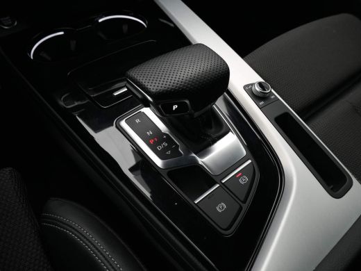 Audi A4 Avant 35 TFSI S edition S Line Navigatie Optiek Black 45 ActivLease financial lease