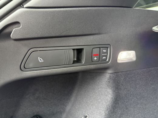 Audi Q6 e-tron S edition e-tron 83Kwh 185 kW / 252 PK SUV Elektrische aandrijving ActivLease financial lease