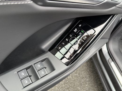 Audi Q6 e-tron S edition e-tron 83Kwh 185 kW / 252 PK SUV Elektrische aandrijving ActivLease financial lease