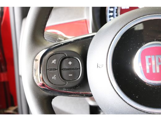 Fiat 500C 1.0 Hybrid Dolcevita 69 | Cabrio | Navi | Cruise control | DAB |  Parkeerhulp achter | LMV | ActivLease financial lease