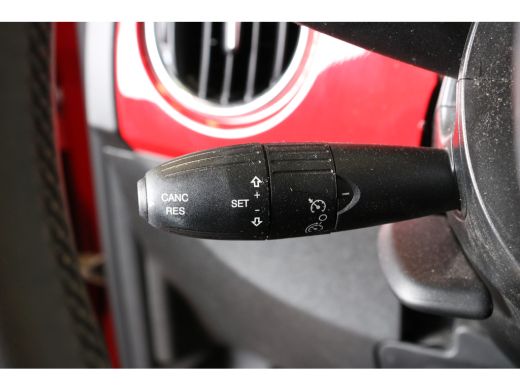 Fiat 500C 1.0 Hybrid Dolcevita 69 | Cabrio | Navi | Cruise control | DAB |  Parkeerhulp achter | LMV | ActivLease financial lease