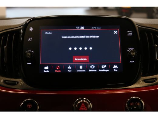 Fiat 500C 1.0 Hybrid Dolcevita 69 | Cabrio | Navi | Cruise control | DAB |  Parkeerhulp achter | LMV | ActivLease financial lease