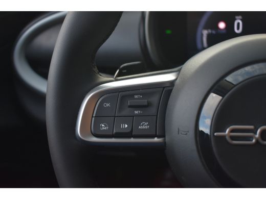 Fiat 600 1.2 Hybrid Urban 136pk Automaat | Navigatie by App | Parkeersensoren | Full-LED | Cruise Control ... ActivLease financial lease