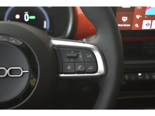 Fiat 600 Urban 54 kWh 156pk | Navigatie by App | Keyless-Entry | Achteruitrijcamera | Parkeersensoren | Do... ActivLease financial lease