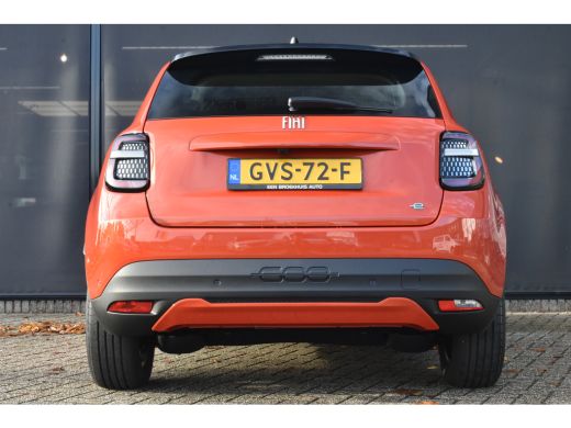 Fiat 600 Urban 54 kWh 156pk | Navigatie by App | Keyless-Entry | Achteruitrijcamera | Parkeersensoren | Do... ActivLease financial lease