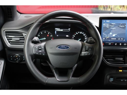 Ford Focus 1.0 EcoBoost Hybrid ST Line | Elek. trekhaak | 1500kg trekgewicht! | Adapt. Cruise | Stoel-stuurv... ActivLease financial lease