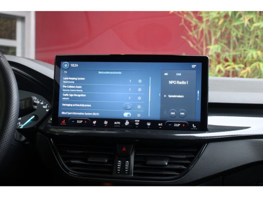 Ford Focus 1.0 EcoBoost Hybrid ST Line | Elek. trekhaak | 1500kg trekgewicht! | Adapt. Cruise | Stoel-stuurv... ActivLease financial lease