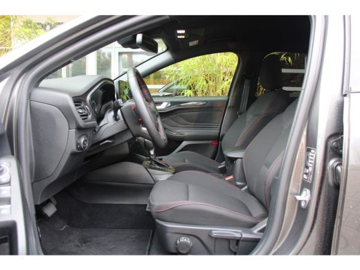 Ford Focus 1.0 EcoBoost Hybrid ST Line | Elek. trekhaak | 1500kg trekgewicht! | Adapt. Cruise | Stoel-stuurv... ActivLease financial lease