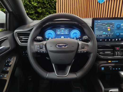Ford Focus 1.0 EcoBoost Hybrid ST Line X | B&O audio | Panoramadak | Adaptive Cruise | BLIS | Stuur/stoelver... ActivLease financial lease