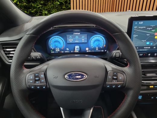 Ford Focus 1.0 EcoBoost Hybrid ST Line X | B&O audio | Panoramadak | Adaptive Cruise | BLIS | Stuur/stoelver... ActivLease financial lease