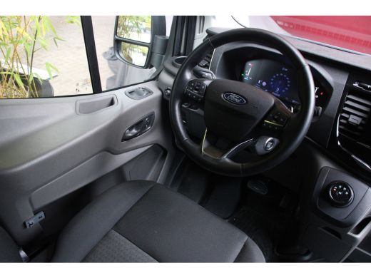 Ford Transit 350 2.0 TDCI L2H2 Limited Xenon | Trekhaak | 360graden Camera | Stoelverwarming ActivLease financial lease