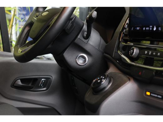 Ford Transit 350 2.0 TDCI L2H2 Limited Xenon | Trekhaak | 360graden Camera | Stoelverwarming ActivLease financial lease