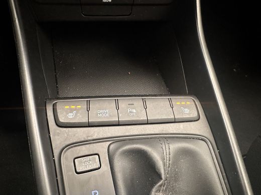 Hyundai i20 1.0 T-GDI Comfort Camera | Stoel/Stuurverwarming | Cruise | Airco | Carplay | Digitaal Dashboard ... ActivLease financial lease