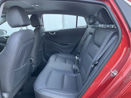 Hyundai IONIQ Premium EV Incl.BTW Trekhaak Pano Leer Stoelverw+Ventilatie Adap.Cruise Keyless BOMVOL! ActivLease financial lease