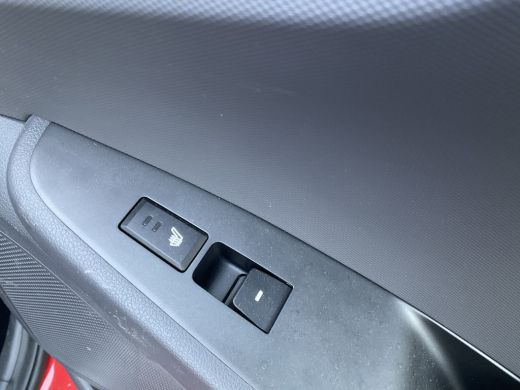 Hyundai IONIQ Premium EV Incl.BTW Trekhaak Pano Leer Stoelverw+Ventilatie Adap.Cruise Keyless BOMVOL! ActivLease financial lease