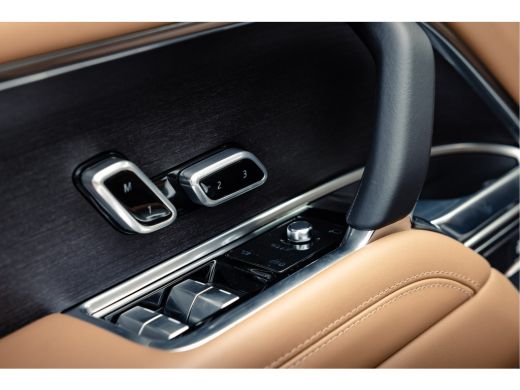 Land Rover Range Rover P550e HSE PHEV | 23" Diamond Turned velgen | Massage Stoelen | Shadow Exterior Pack | ActivLease financial lease