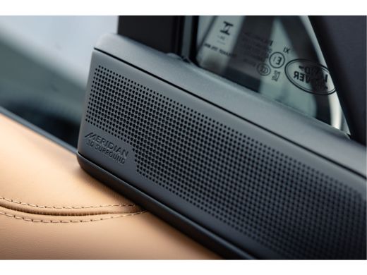 Land Rover Range Rover P550e HSE PHEV | 23" Diamond Turned velgen | Massage Stoelen | Shadow Exterior Pack | ActivLease financial lease