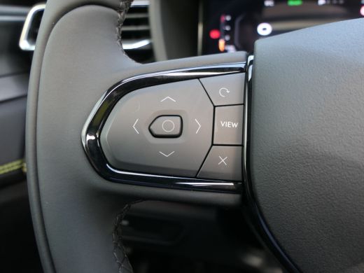 Lynk & Co 01 More | Nieuwe Auto uit Voorraad! | Panoramadak | Infinity Audio | 360 Camera | 20 Inch Wielen ActivLease financial lease