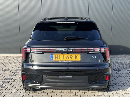 Lynk & Co 01 1.5 More | Trekhaak | Panoramadak | Infinity Audio | 360 Camera | Adaptive Cruise | BLIS | Elektr... ActivLease financial lease