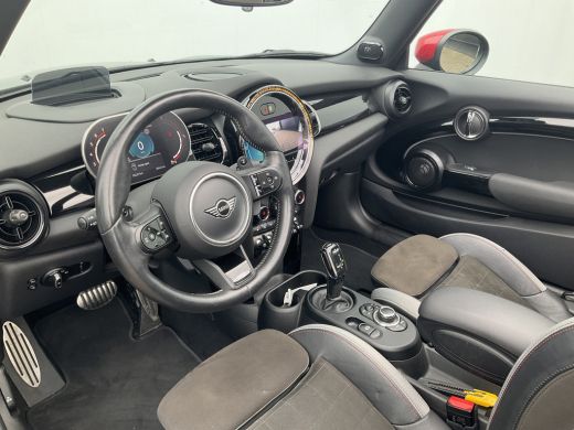 Mini Cooper Cabrio 2.0 John Cooper Works Incl.BTW Cabrio H/K Hud Adap.Cruise Stoelverw British-Racing Green! ActivLease financial lease