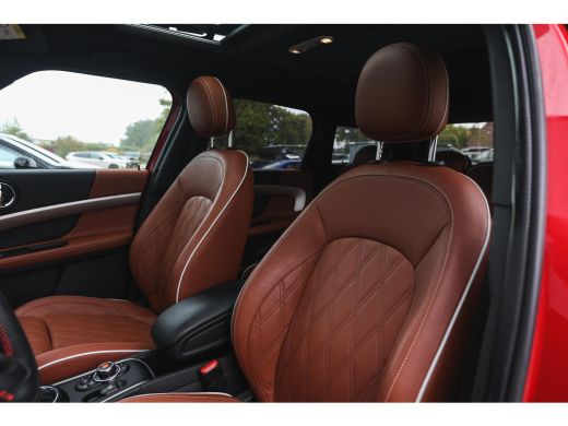 Mini Countryman Cooper Automaat / Panoramadak / Achteruitrijcamera / Comfort Access / LED / Head-Up / Harman Kardon ActivLease financial lease