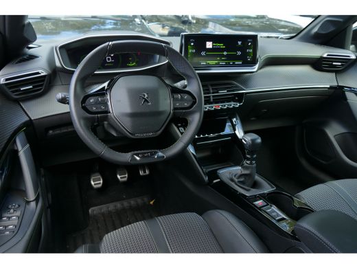 Peugeot 208 1.2 PURETECH 100PK 5-DRS GT / NAVI / CLIMA / PDC / 17"LMV / CAMERA / FULL-LED / WINTERPAKKET / BL... ActivLease financial lease