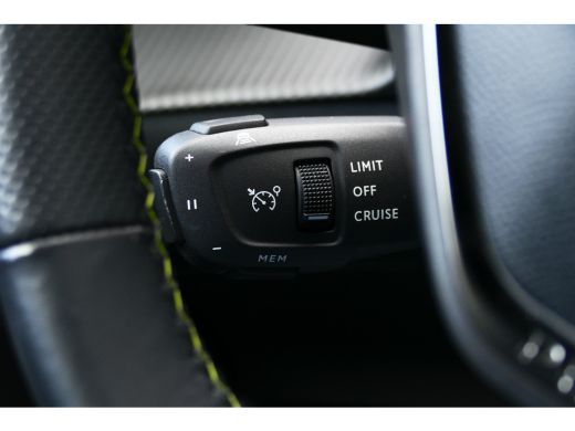 Peugeot 208 1.2 PURETECH 100PK 5-DRS GT / NAVI / CLIMA / PDC / 17"LMV / CAMERA / FULL-LED / WINTERPAKKET / BL... ActivLease financial lease