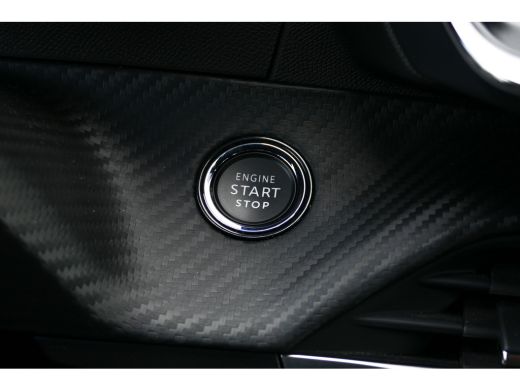Peugeot 208 1.2 PURETECH 100PK 5-DRS GT / NAVI / CLIMA / PDC / 17"LMV / CAMERA / FULL-LED / WINTERPAKKET / BL... ActivLease financial lease