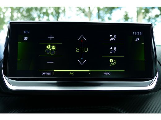 Peugeot 208 1.2 PURETECH 100PK 5-DRS GT / NAVI / CLIMA / PDC / 17"LMV / CAMERA / FULL-LED / WINTERPAKKET / BL... ActivLease financial lease