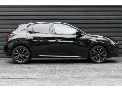 Peugeot 208 1.2 PURETECH 100PK 5-DRS GT / NAVI / CLIMA / PDC / 17"LMV / CAMERA / FULL-LED / WINTERPAKKET / BL... ActivLease financial lease