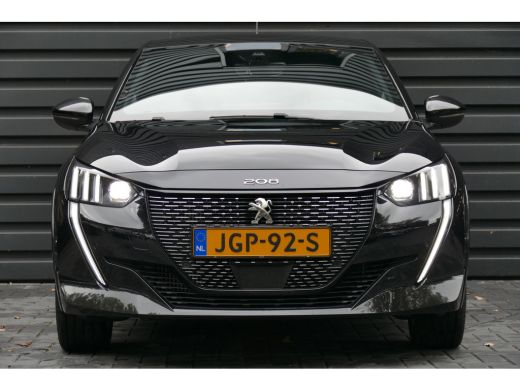 Peugeot 208 1.2 PURETECH 100PK 5-DRS GT / NAVI / CLIMA / PDC / 17"LMV / CAMERA / FULL-LED / WINTERPAKKET / BL... ActivLease financial lease