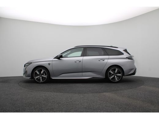 Peugeot 308 SW 1.2 PureTech GT | Achterbank in 3 delen neerklapbaar met skiluik | Achterbank in delen neerkla... ActivLease financial lease