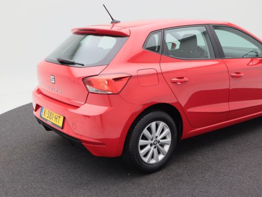 Seat Ibiza 1.0 TSi Style | Climate Controle | 15 Inch | CarPlay | Cruise Controle | Parkeersensoren | 60.042... ActivLease financial lease