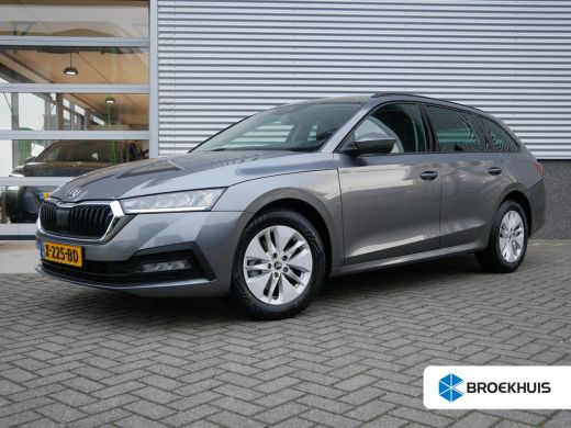 Skoda Octavia Combi 1.0 e-TSI 110pk DSG Business Edition | Elektrisch bedienbare achterklep | Trekhaak uitklapb... Skoda Octavia Combi 1.0 e-TSI 110pk DSG Business Edition | Elektrisch bedienbare achterklep | Trekhaak uitklapb...