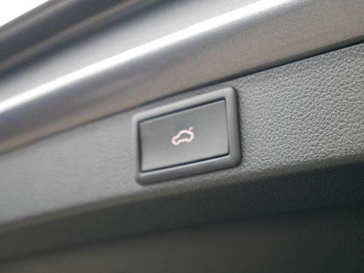 Skoda Octavia Combi 1.0 e-TSI 110pk DSG Business Edition | Elektrisch bedienbare achterklep | Trekhaak uitklapb... ActivLease financial lease