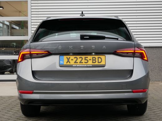 Skoda Octavia Combi 1.0 e-TSI 110pk DSG Business Edition | Elektrisch bedienbare achterklep | Trekhaak uitklapb... ActivLease financial lease
