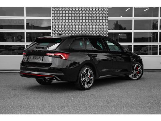 Skoda Octavia Combi 1.4TSI 245pk iV PHEV RS | Cruise Control | Stoel & Stuurverwarming | Keyless | LED ActivLease financial lease